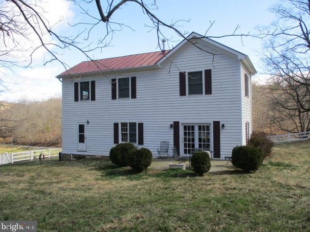 1437 Fiery Run Rd, Linden VA  22642-6636 exterior
