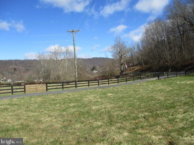 1437 Fiery Run Rd, Linden VA  22642-6636 exterior