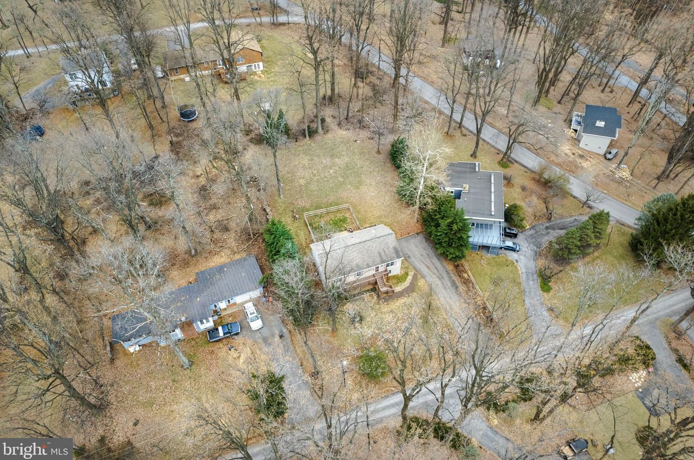 72 Pocahontas Rd, Front Royal VA  22630-5712 exterior