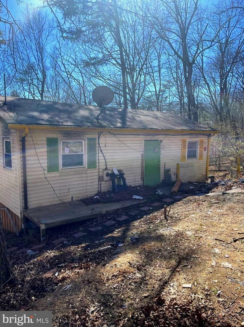 268 Vaught Dr, Front Royal, VA 22630-6214