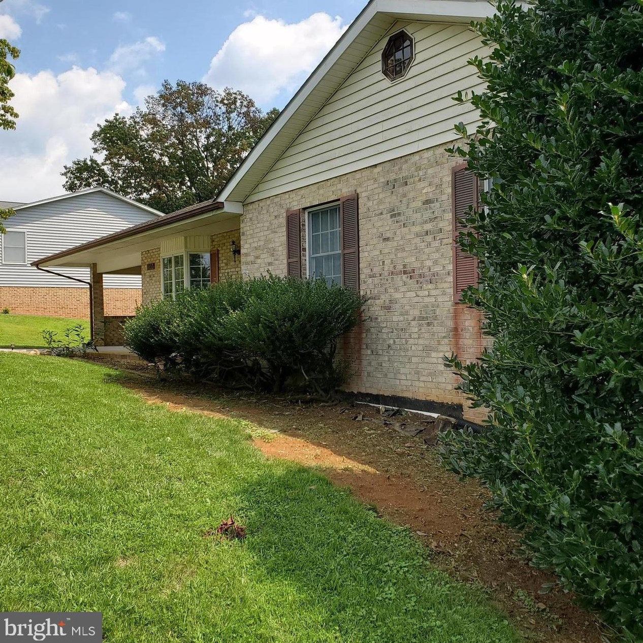 1003 Goodview Dr, Front Royal, VA 22630
