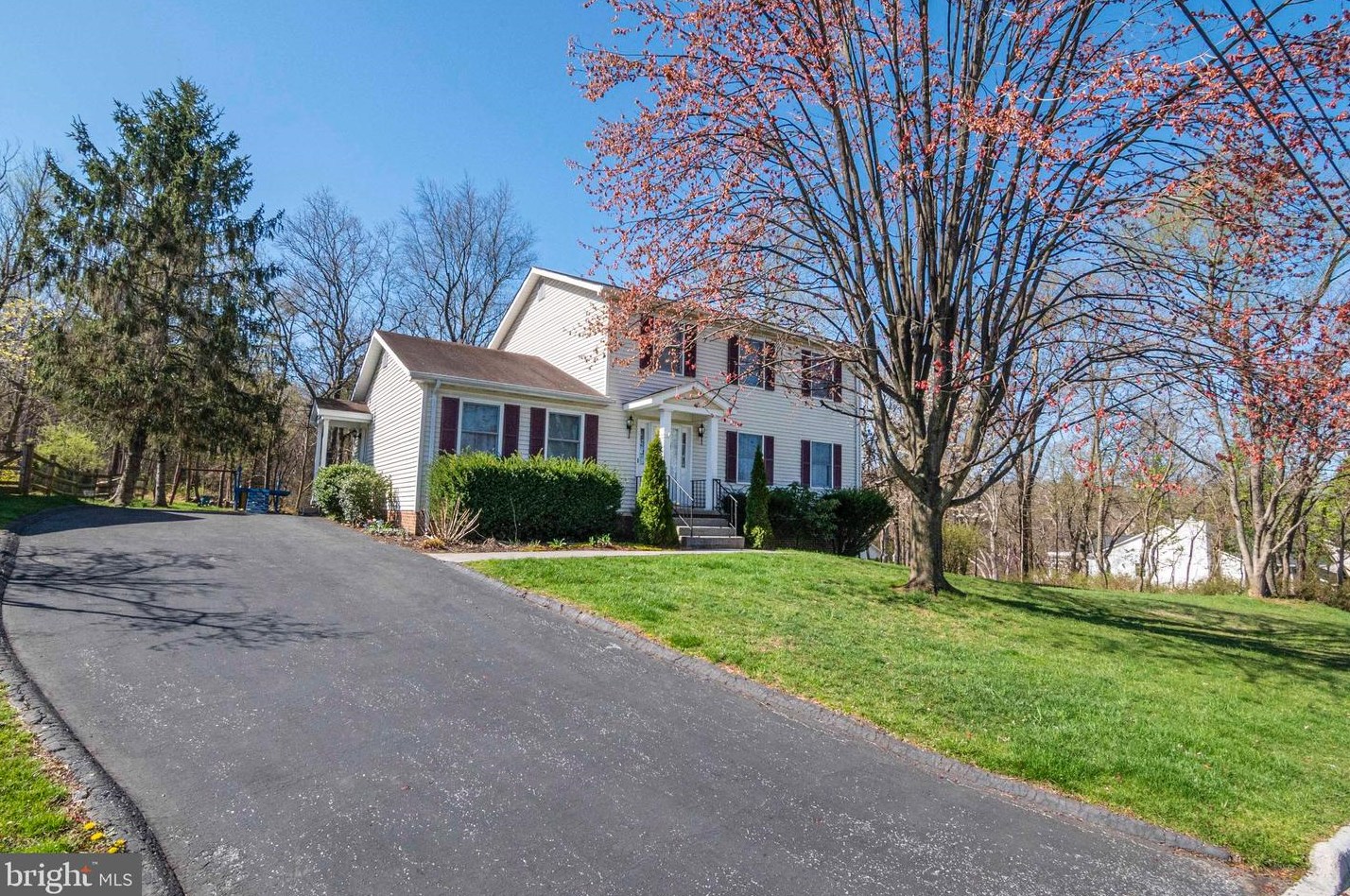 1669 Commonwealth Dr, Front Royal, VA 22630-4542
