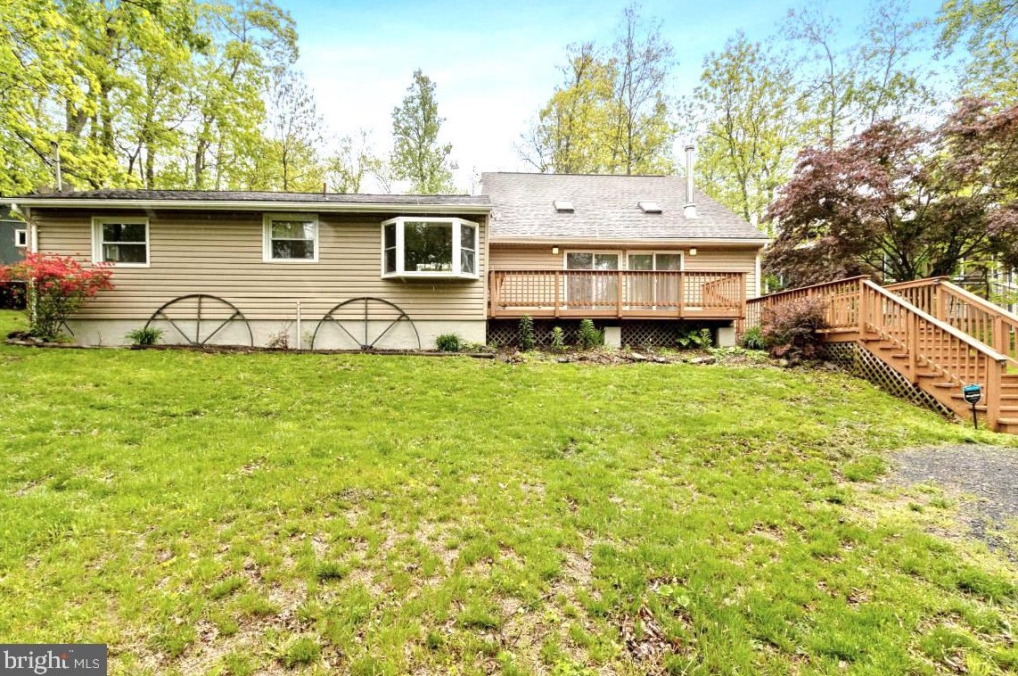 44 Luchase Rd, Linden, VA 22642