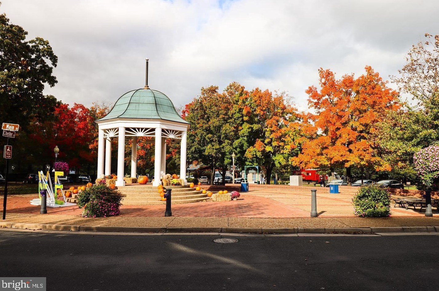 400 Duncan Ave, Front Royal VA  22630-2418 exterior