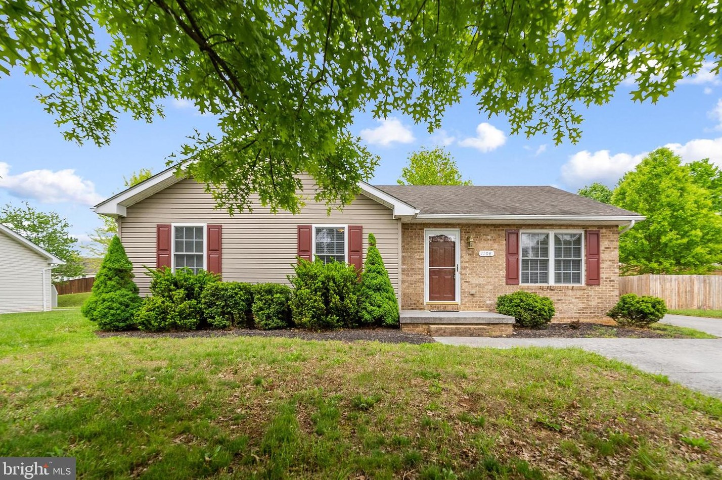 1108 Ashby St, Front Royal, VA 22630-6439
