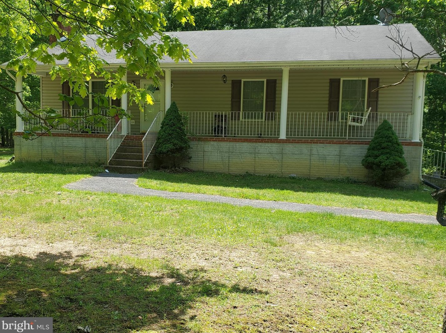 95 Red Burke Ct, Front Royal, VA 22630-6613