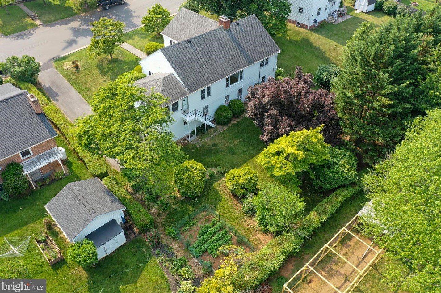 439 Washington Ave, Front Royal, VA 22630-4049