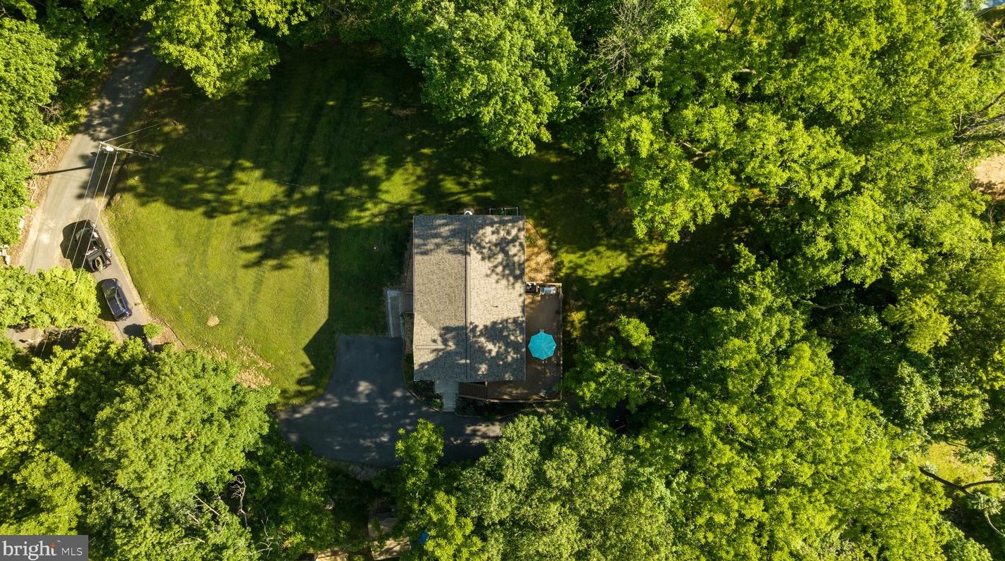 65 Pin Oak Rd, Front Royal, VA 22630-6804