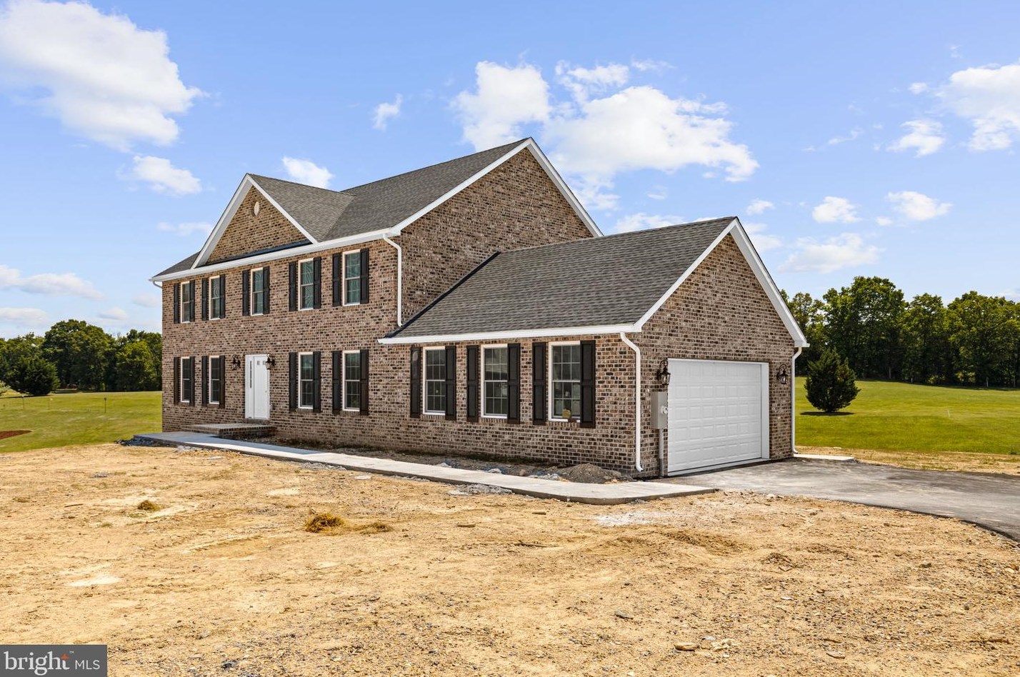 175 Little Sorrel Dr, Middletown, VA 22645