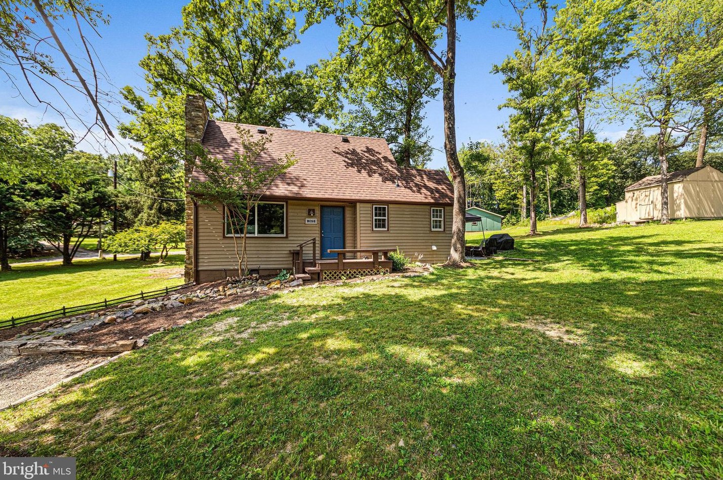369 Mountain Lake Dr, Front Royal, VA 22630-6209