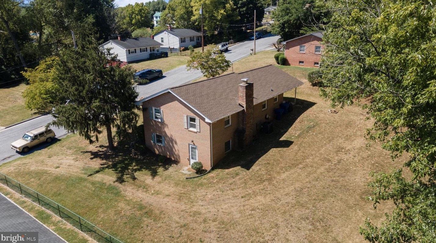 116 15th St, Front Royal VA  22630-4110 exterior
