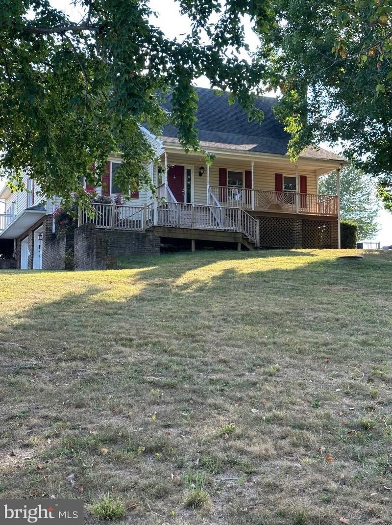 3840 Rivermont Dr, Front Royal, VA 22630-8216