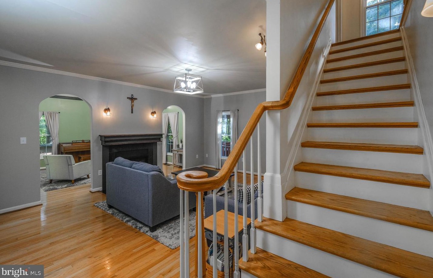 8370 Stonewall Jackson Hwy, Front Royal VA  22630-4947 exterior