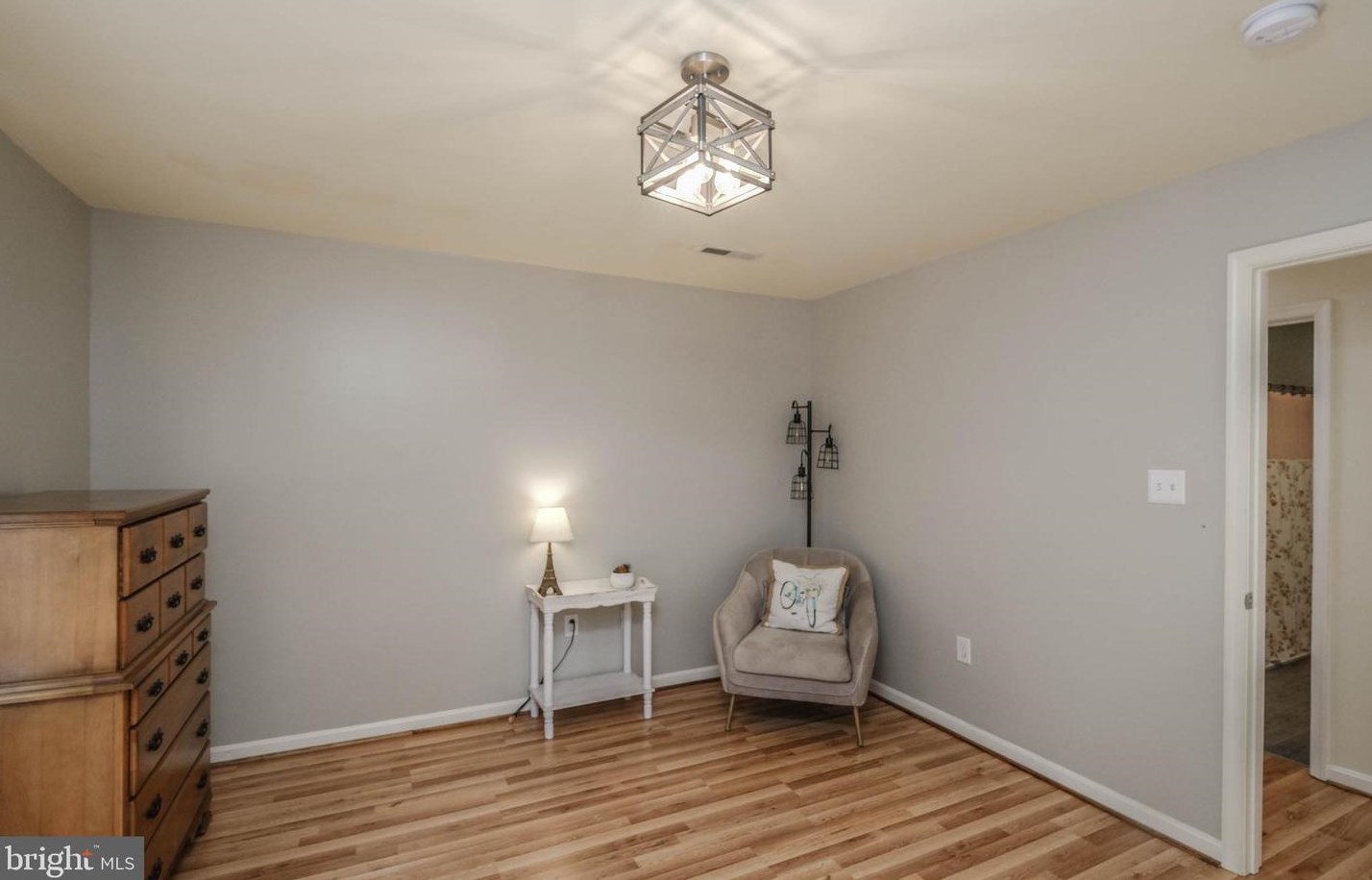 8370 Stonewall Jackson Hwy, Front Royal VA  22630-4947 exterior