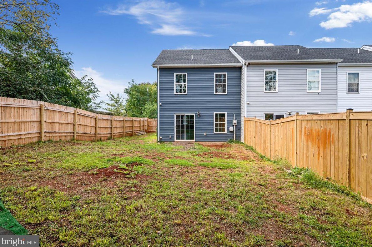 720 Parkview Dr, Front Royal VA  22630-2214 exterior