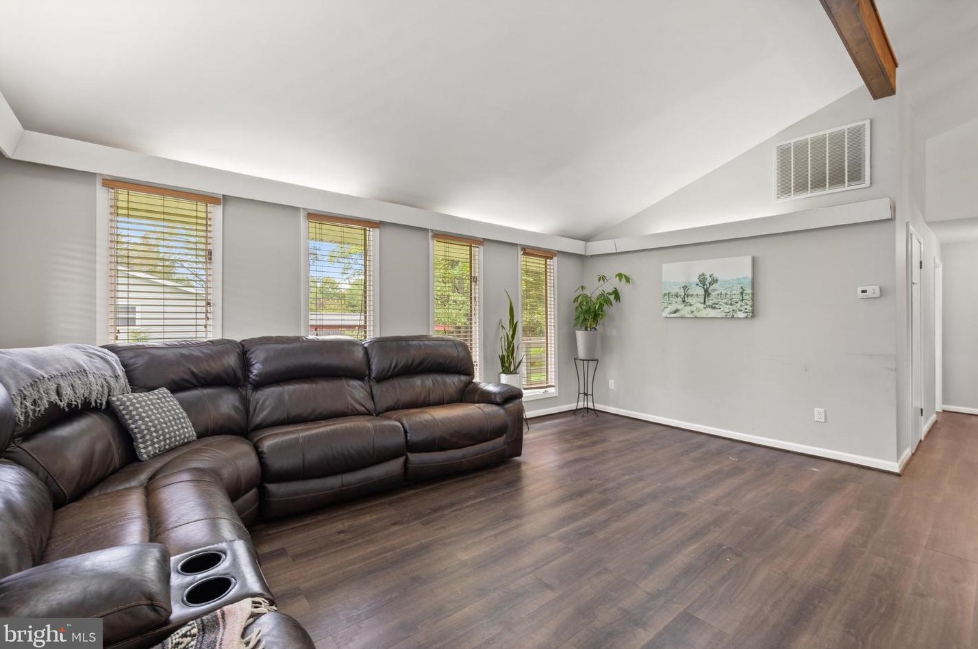 249 Youngs Dr, Front Royal VA  22630-4456 exterior