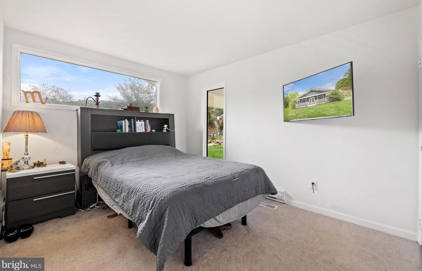 249 Youngs Dr, Front Royal VA  22630-4456 exterior