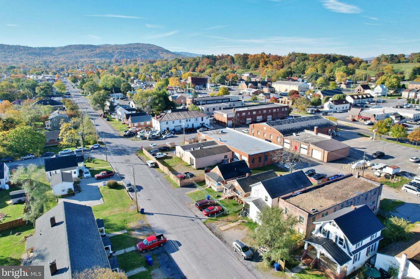 722 Warren Ave, Front Royal, VA 22630-3438