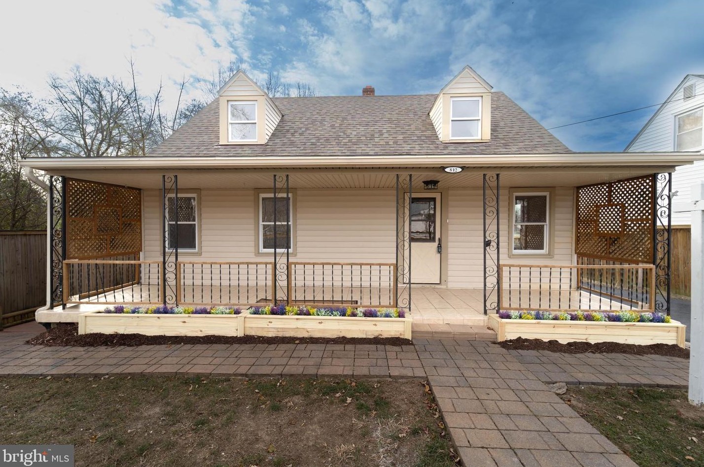 812 13th St, Front Royal VA  22630-2914 exterior