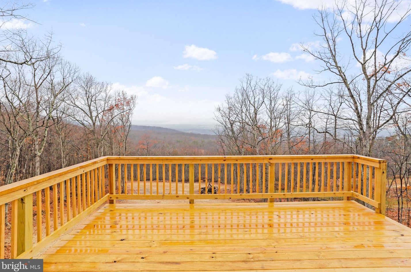 127 Lower View Rd, Strasburg, VA 22657