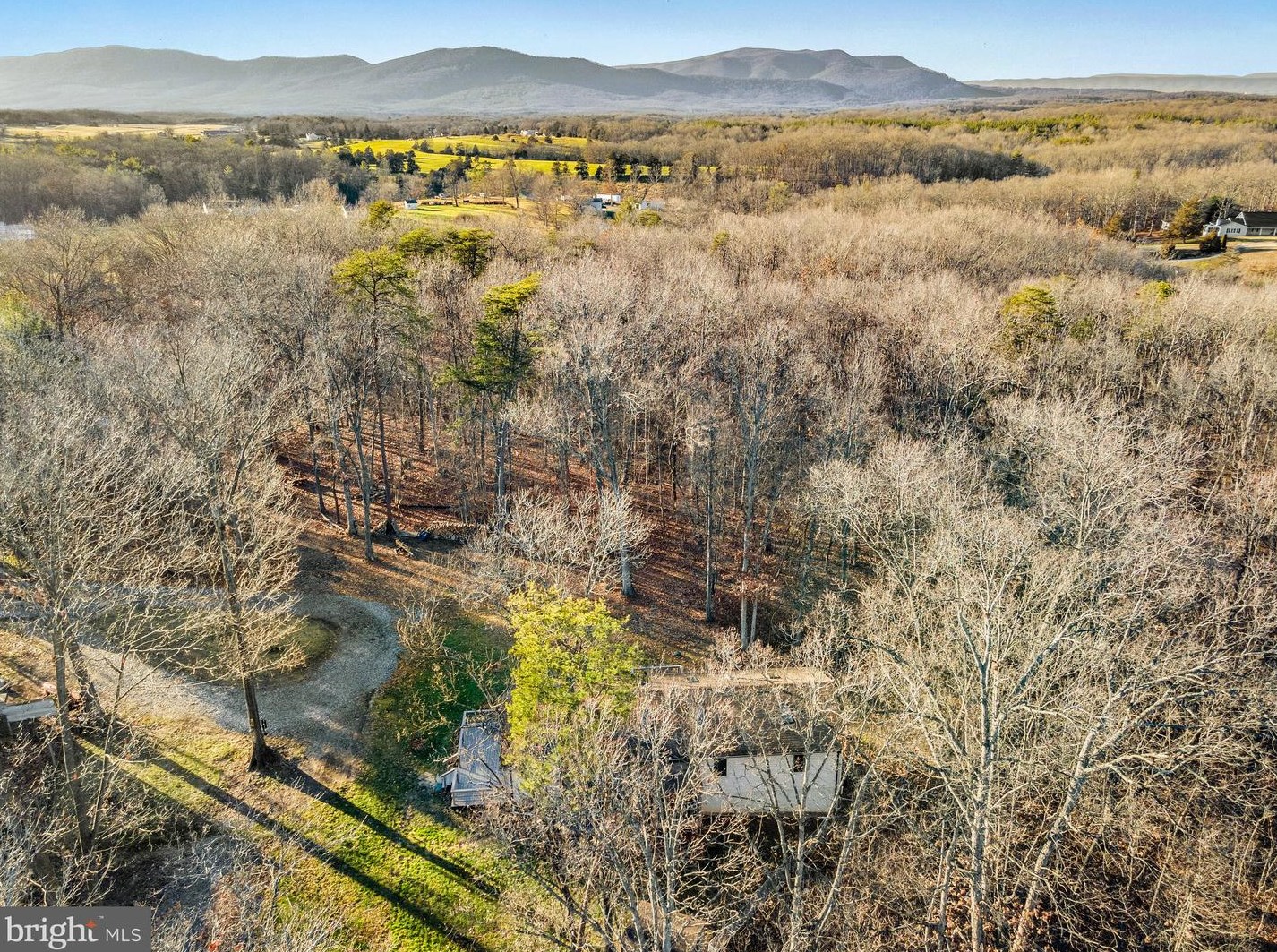 128 Wagoner Dr, Front Royal, VA 22630