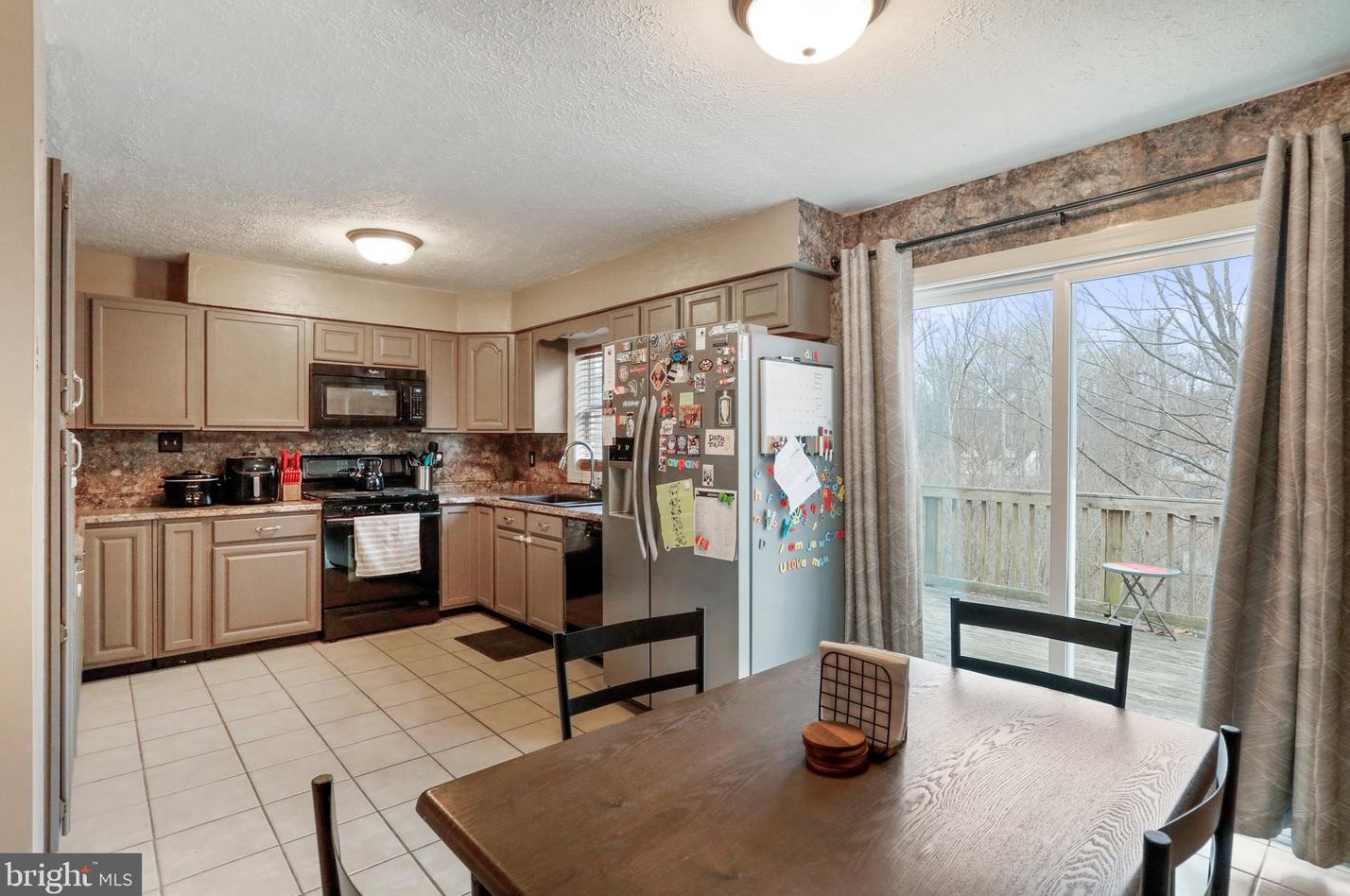 130 Juniper Dr, Front Royal VA  22630-9333 exterior