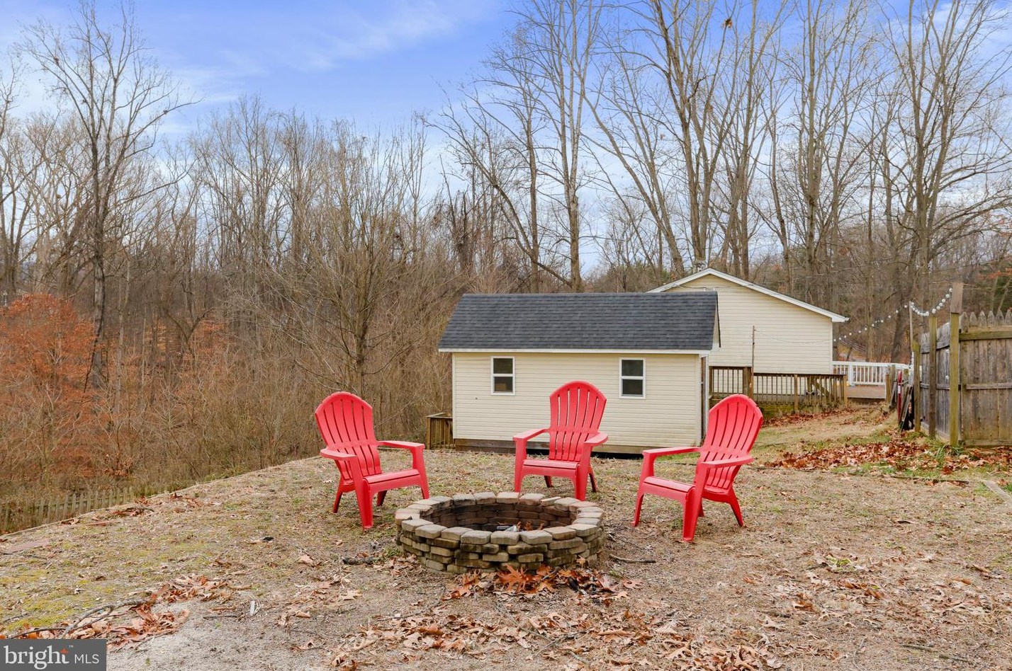 130 Juniper Dr, Front Royal VA  22630-9333 exterior