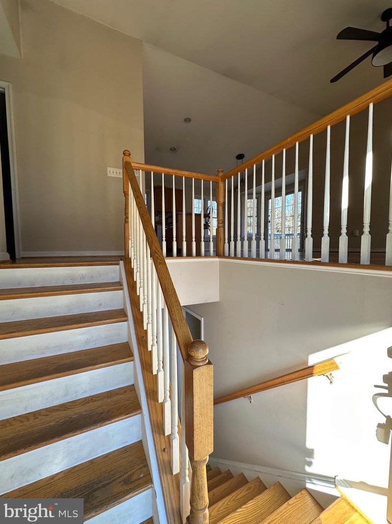 39 Mulberry Rd, Front Royal, VA 22630