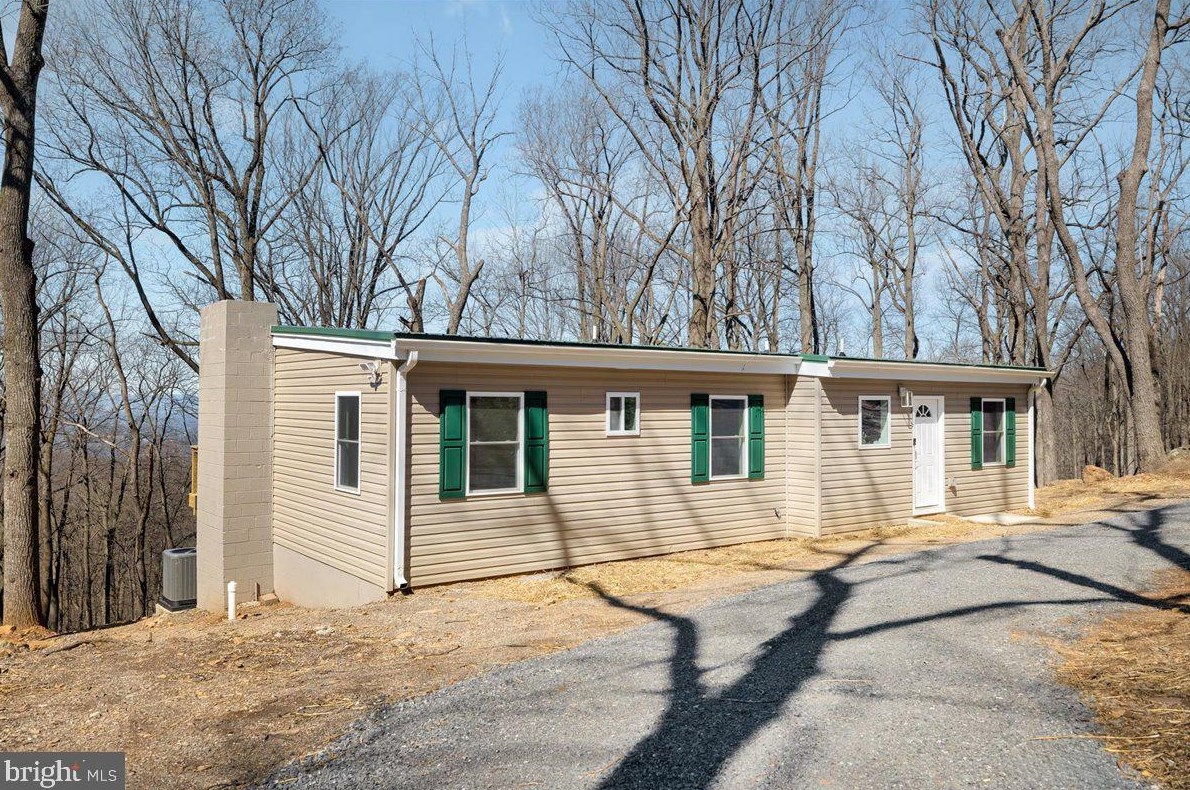 106 Mountain Spring Rd, Front Royal, VA 22630