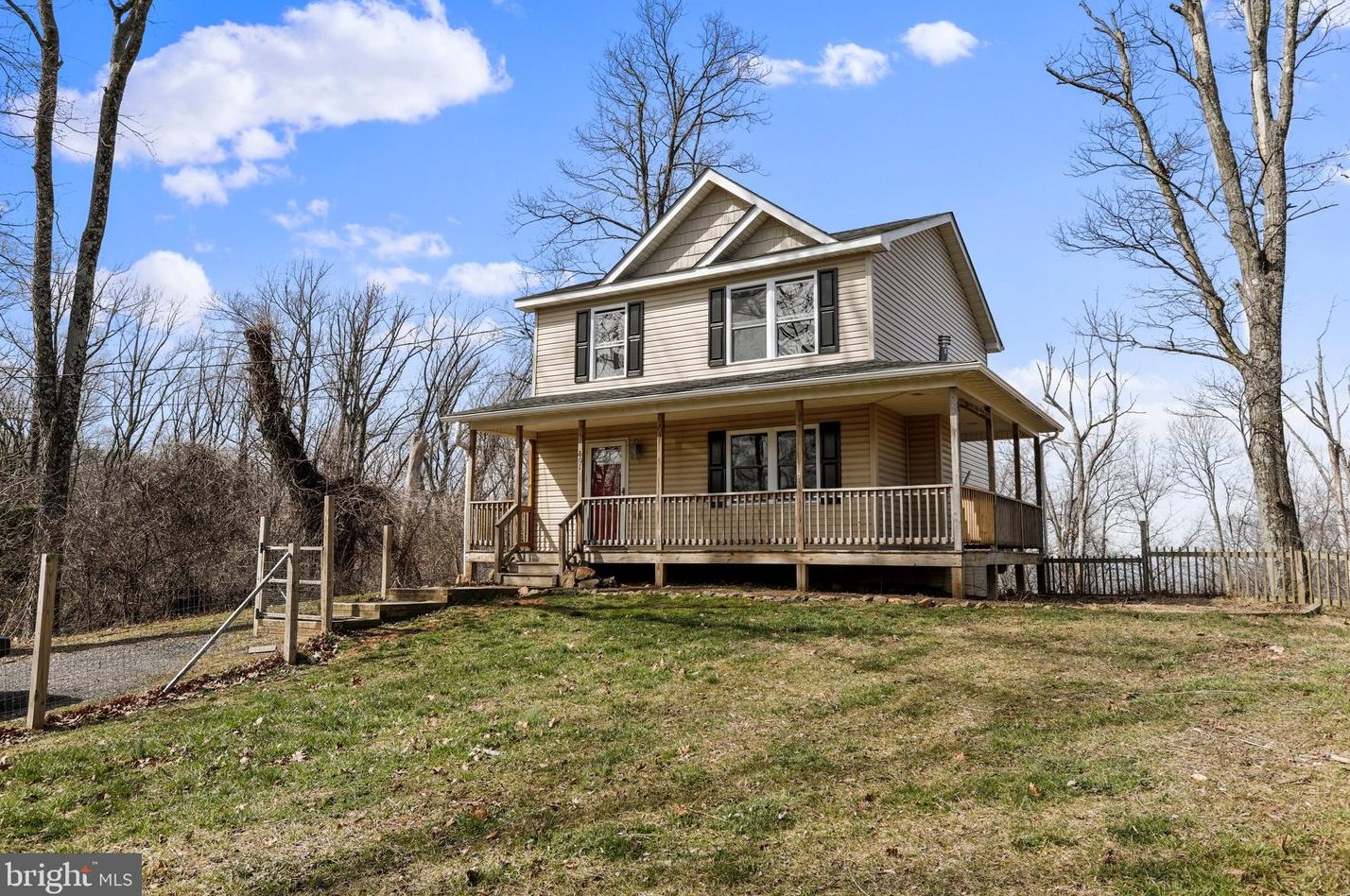 801 High Top Rd, Linden VA  22642-5445 exterior