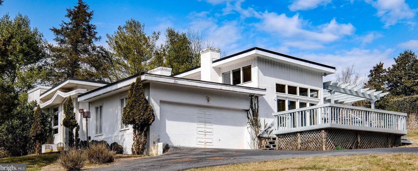 19 Walnut Dr, Front Royal, VA 22630