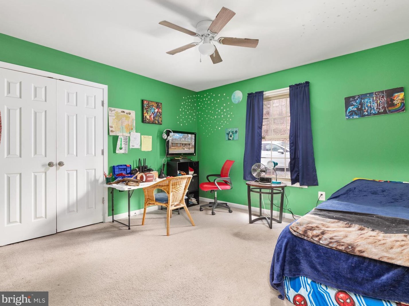 4079 Blue Mountain Rd, Front Royal VA  22630-3880 exterior