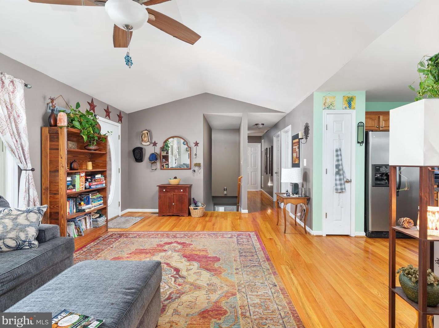 4079 Blue Mountain Rd, Front Royal VA  22630-3880 exterior