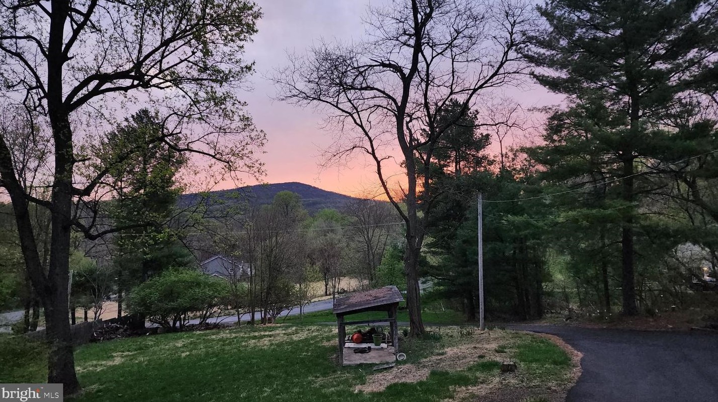 1101 Mountain Heights Rd, Front Royal, VA 22630