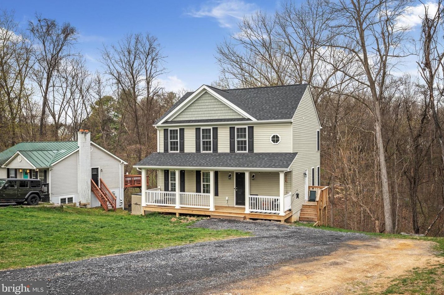 117 Apple Way, Front Royal VA  22630-9330 exterior