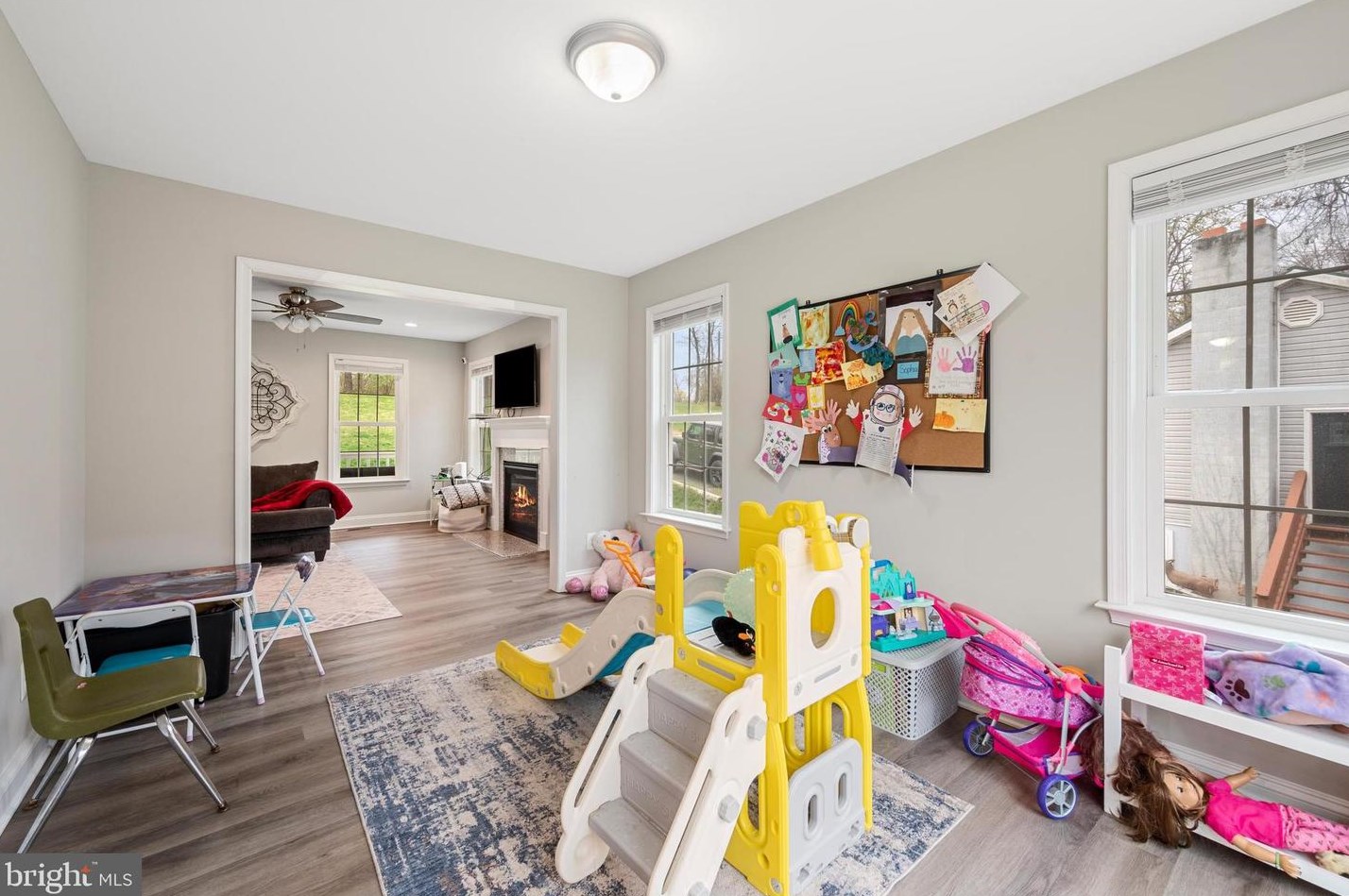 117 Apple Way, Front Royal VA  22630-9330 exterior