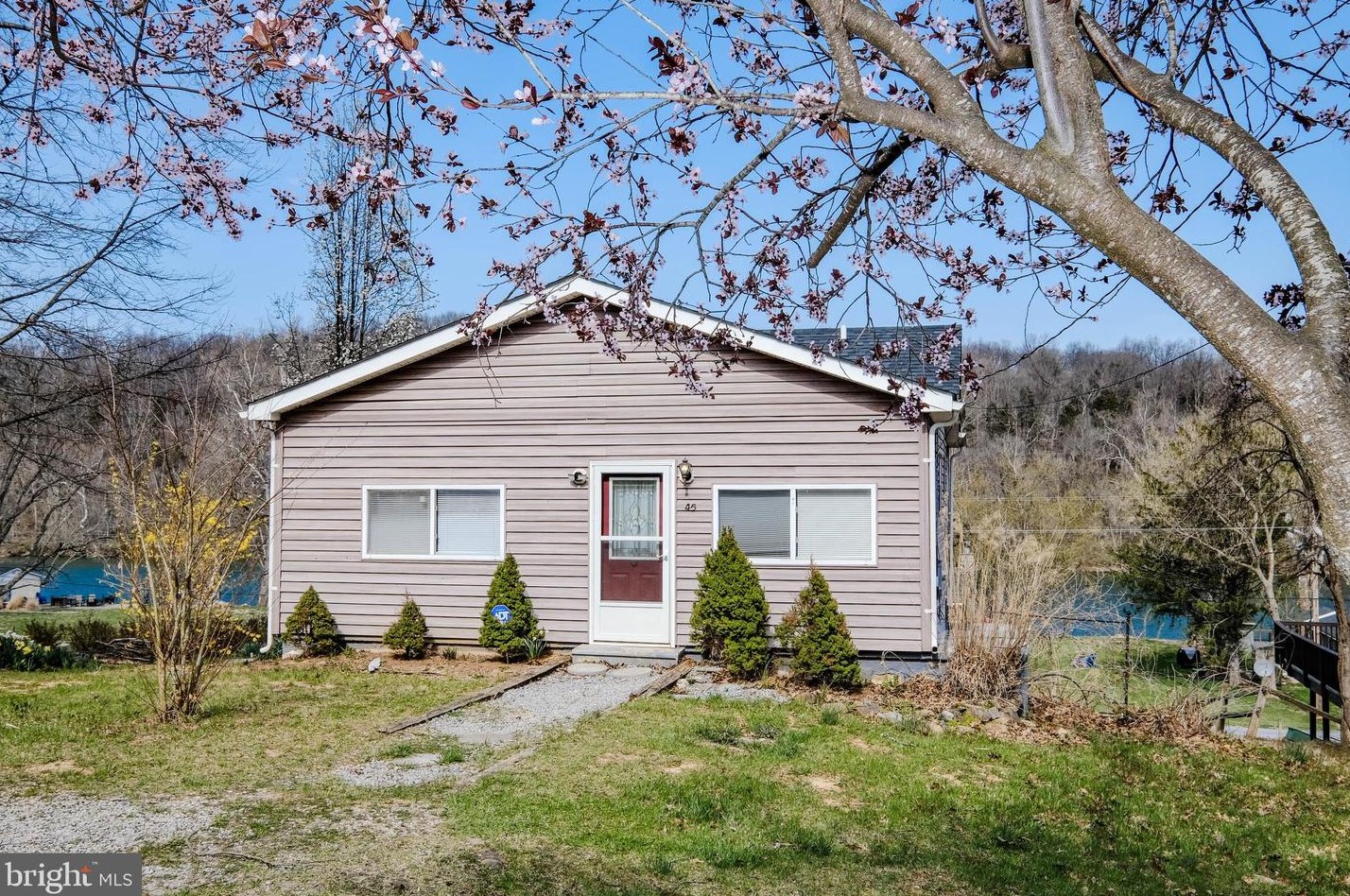 45 Harris Dr, Front Royal, VA 22630-6506