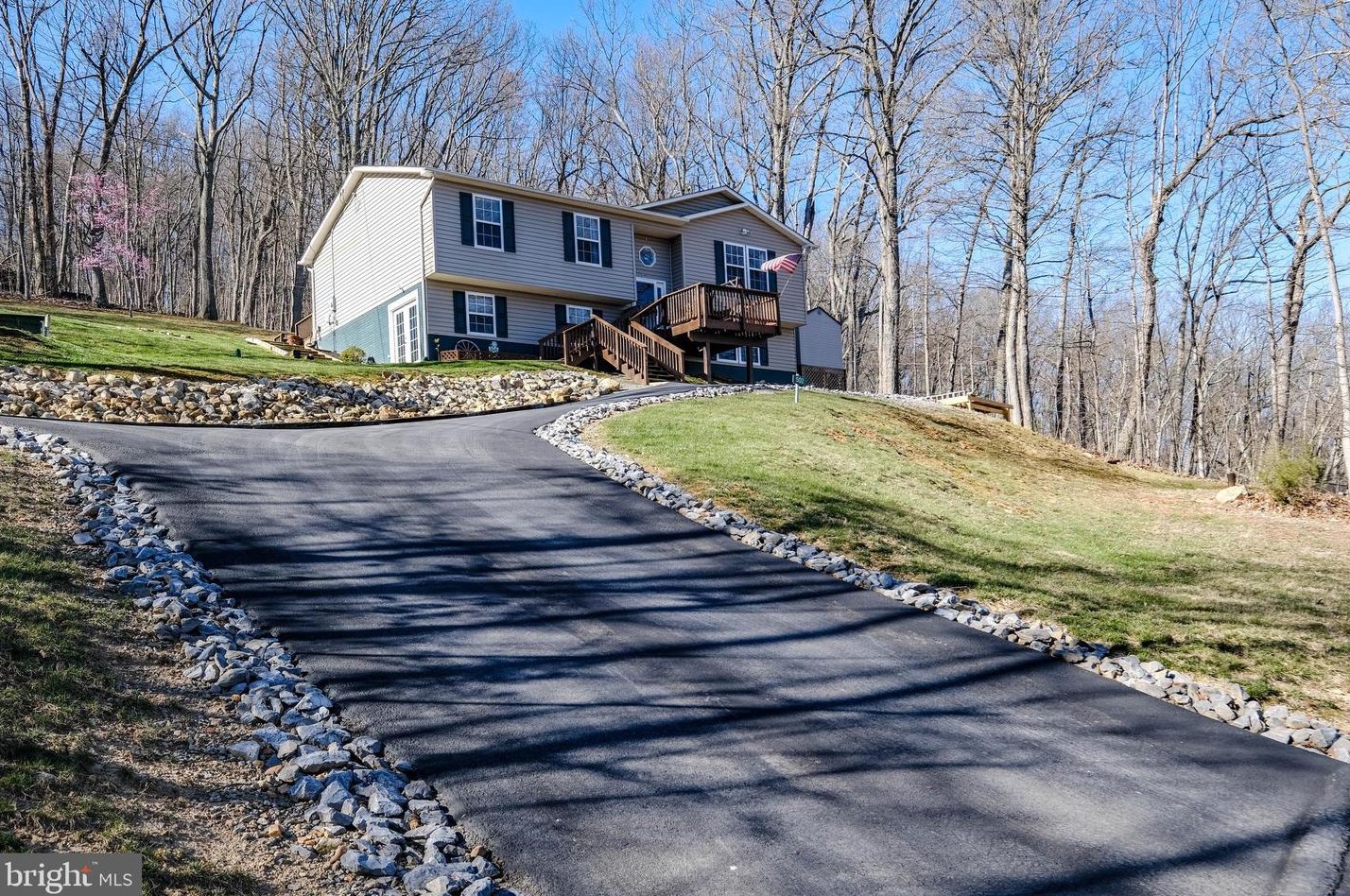 502 Thompson Mill Rd, Front Royal, VA 22630