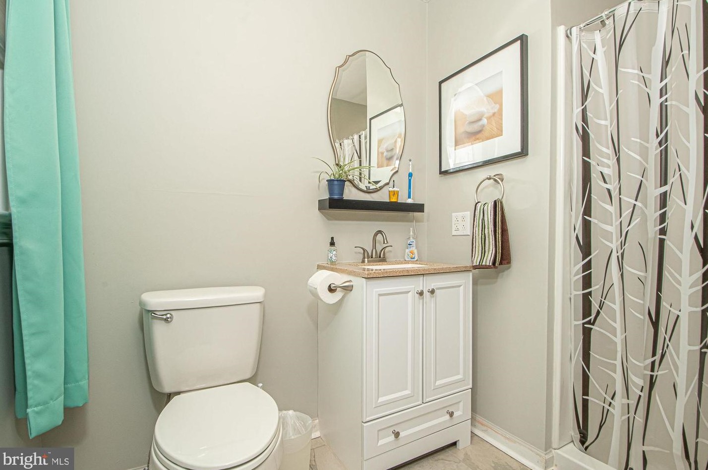 810 Virginia Ave, Front Royal VA  22630-3533 exterior