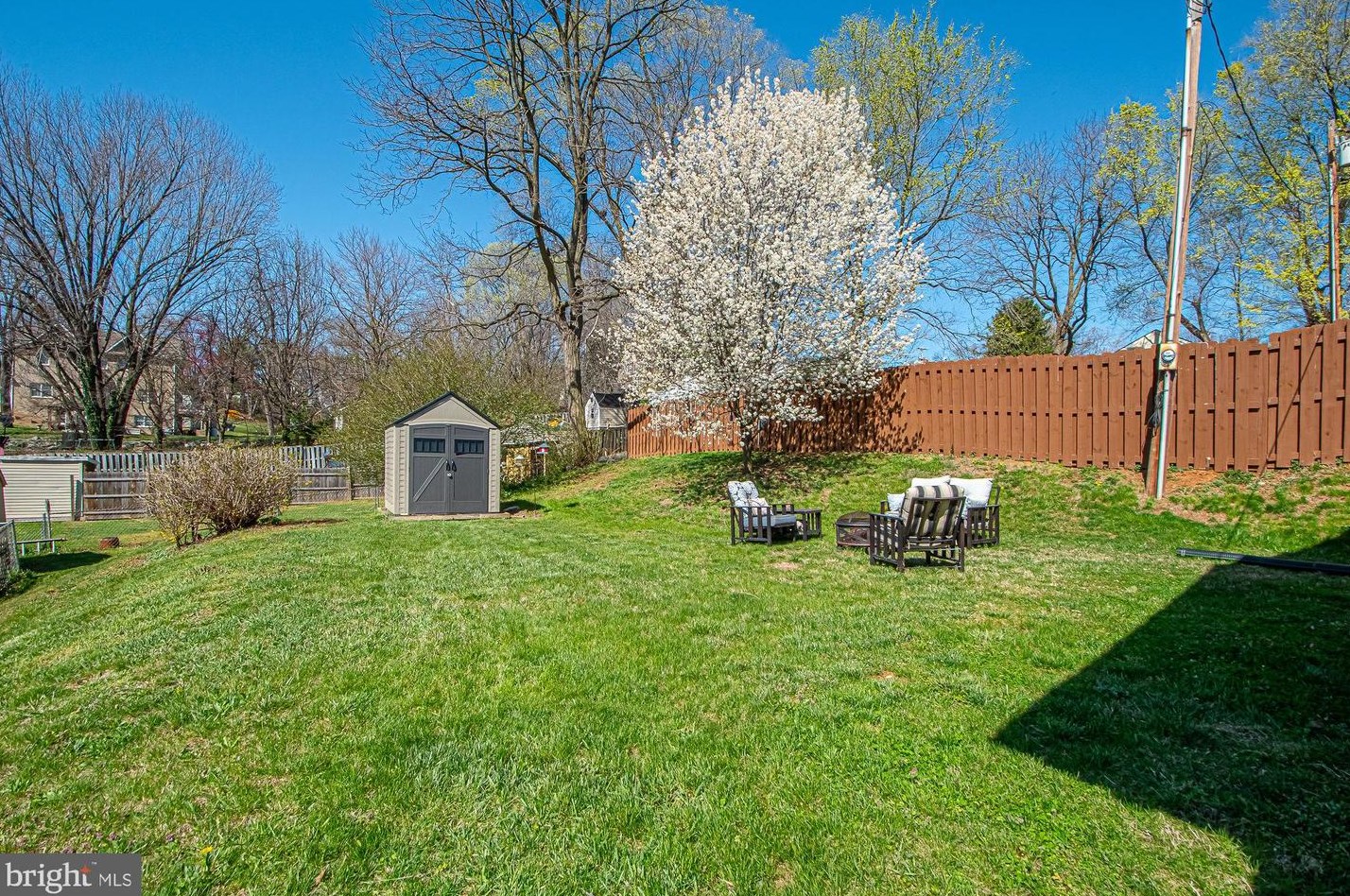 810 Virginia Ave, Front Royal VA  22630-3533 exterior