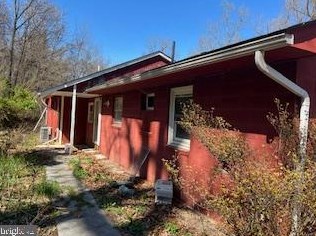 674 Harris Dr, Front Royal, VA 22630-6520