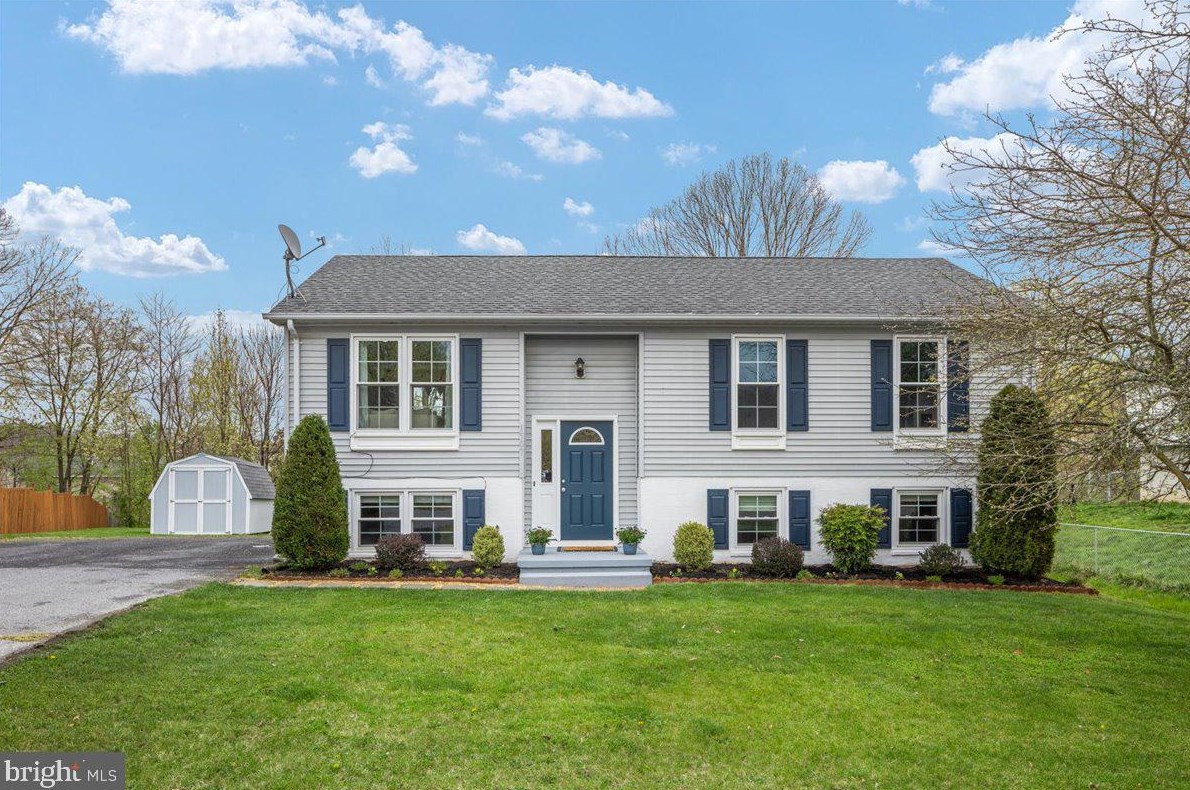 1507 Mallard Pl, Front Royal, VA 22630-4714