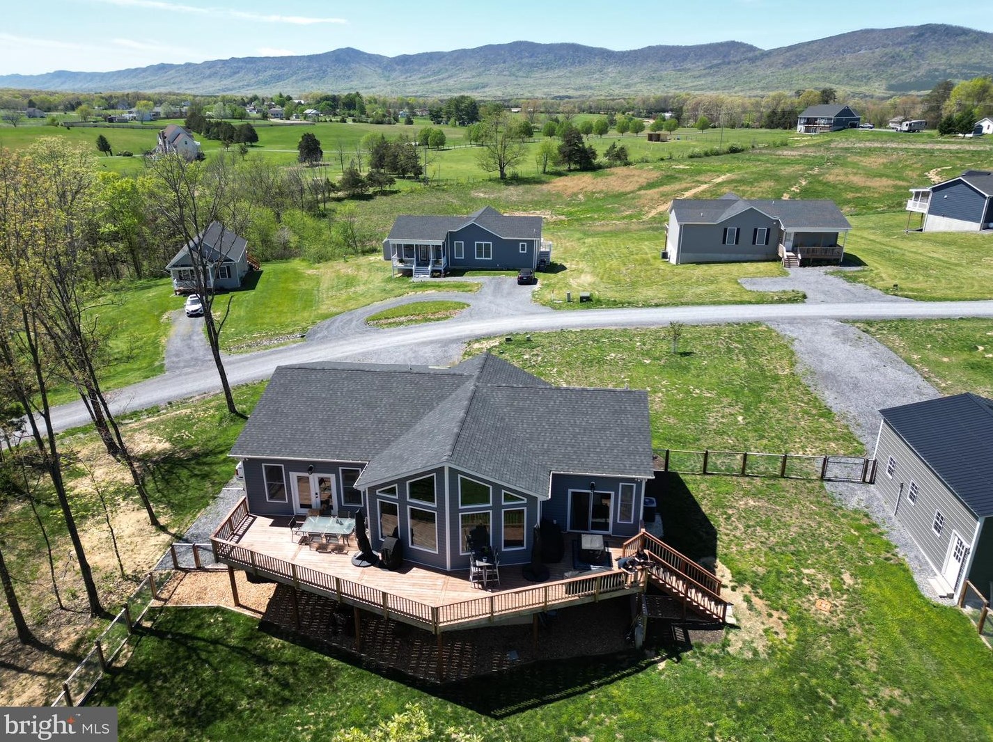 205 Sunset Village Rd, Front Royal, VA 22630-8414