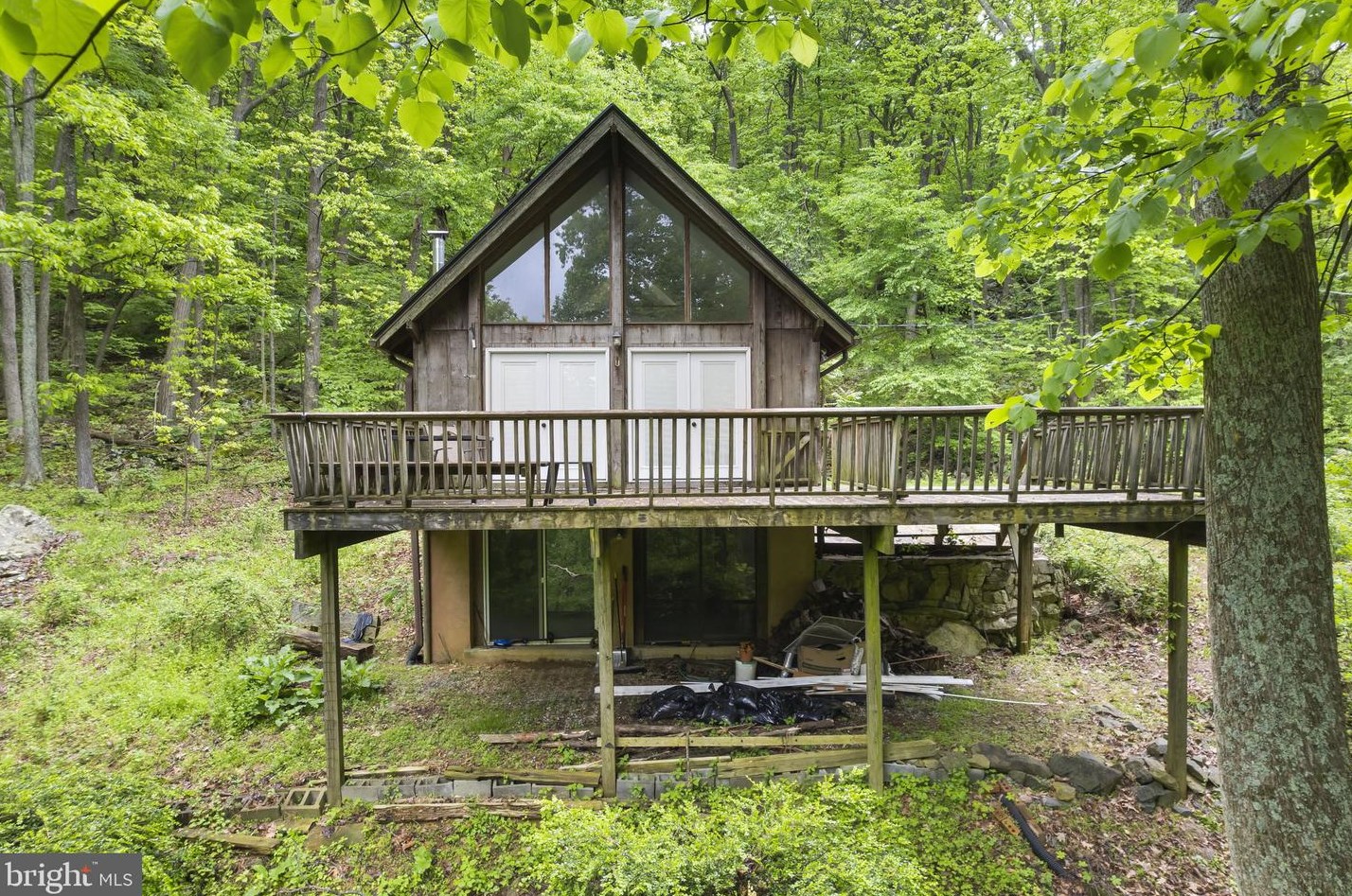 266 May Apple Way, Linden, VA 22642