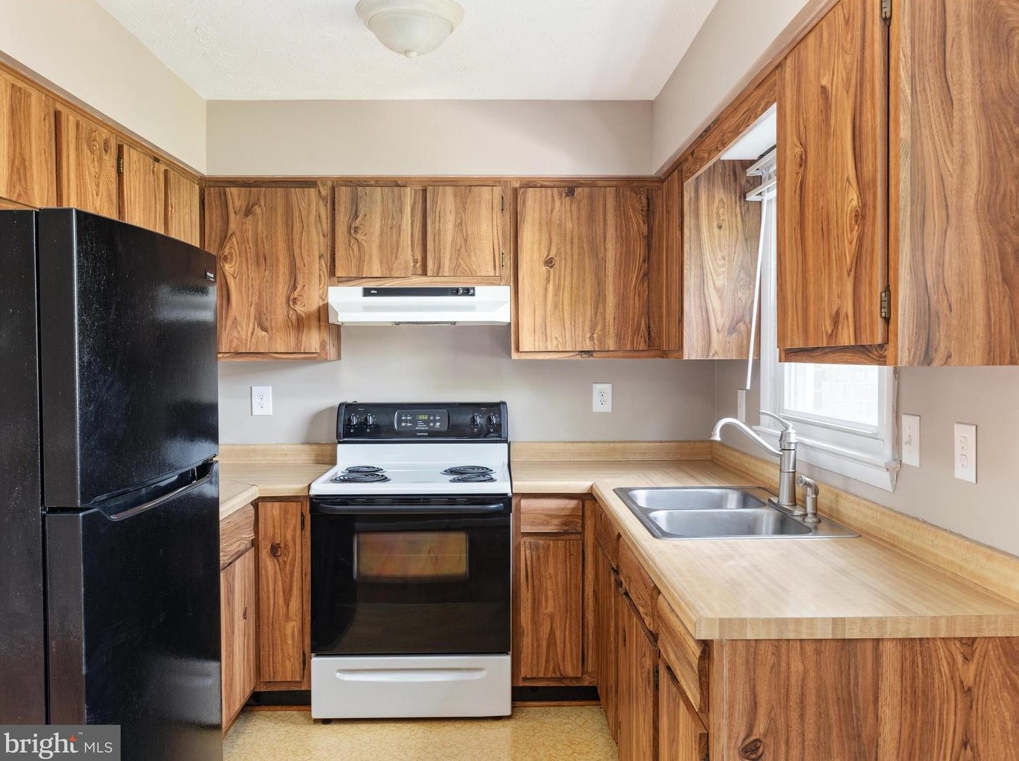 245 Orchard St, Front Royal, VA 22630