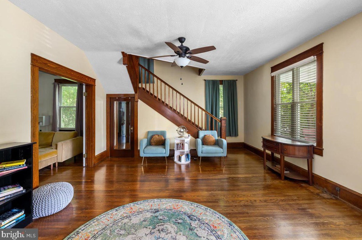 219 Church St, Front Royal, VA 22630-3103