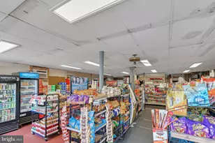 656 W 11th St, Front Royal, VA 22630 - Photo 8