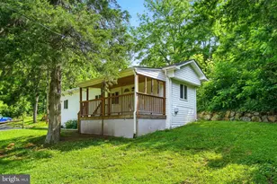 14 Summit Point Dr, Front Royal, VA 22630 - Photo 4