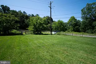 2450 Happy Creek Rd, Front Royal, VA 22630 - Photo 12