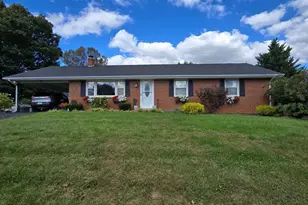 204 E 17th St, Front Royal, VA 22630 - Photo 2
